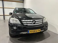 Mercedes-benz m-klasse 350 inspiration youngtimer 4-kkg-74 - afbeelding 23 van  24