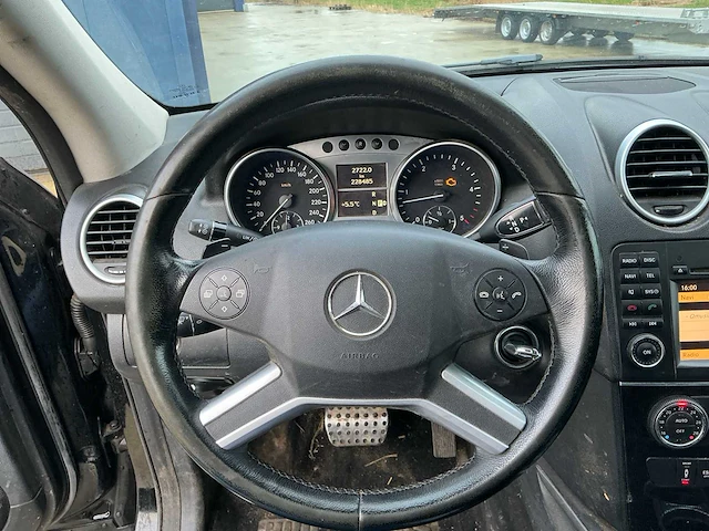 Mercedes-benz m-klasse ml350 cdi 4matic “youngtimer” bedrijfswagen - afbeelding 8 van  39