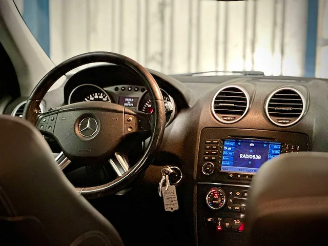 Mercedes-benz m500 amg styling automaat, 74-sf-sv - afbeelding 13 van  17