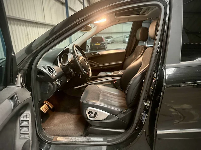 Mercedes-benz m500 amg styling automaat, 74-sf-sv - afbeelding 8 van  17