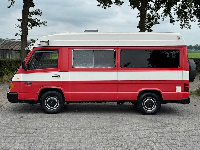Mercedes benz mb 100 d 2.4 camper kampeerwagen fd-pn-44 - afbeelding 12 van  23