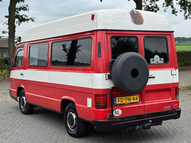 Mercedes benz mb 100 d 2.4 camper kampeerwagen fd-pn-44 - afbeelding 17 van  23