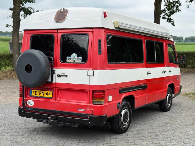 Mercedes benz mb 100 d 2.4 camper kampeerwagen fd-pn-44 - afbeelding 19 van  23