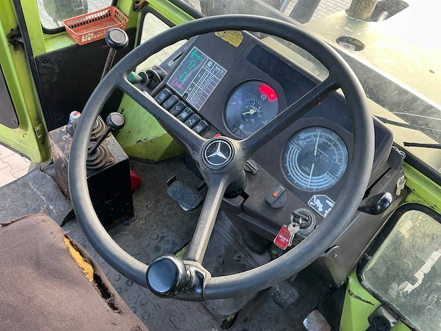 Mercedes-benz mb trac 1000 turbo vierwielaangedreven landbouwtractor - afbeelding 17 van  37