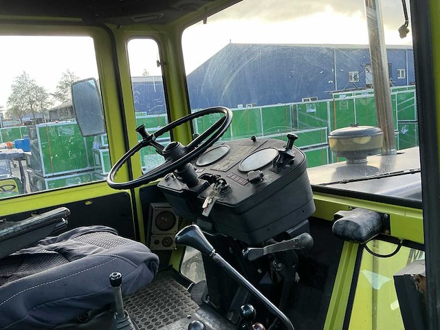 Mercedes-benz mb trac 1500 turbo vierwielaangedreven landbouwtractor - afbeelding 26 van  37