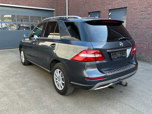 Mercedes-benz ml-klasse 350 cdi 4matic bluetec - personenauto - afbeelding 13 van  18