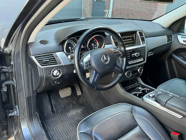 Mercedes-benz ml-klasse 350 cdi 4matic bluetec - personenauto - afbeelding 17 van  18