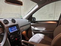 Mercedes-benz ml500 5.0 v8 306pk 2006 m-klasse, k-267-vb youngtimer - afbeelding 16 van  49
