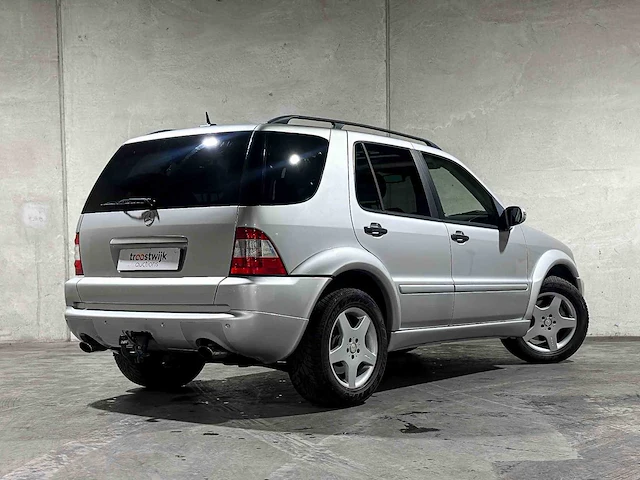 Mercedes-benz ml55 amg 5.5 v8 (btw) 347pk 2003 m-klasse, nl-kenteken youngtimer - afbeelding 4 van  42