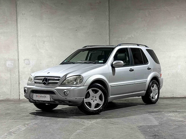 Mercedes-benz ml55 amg 5.5 v8 (btw) 347pk 2003 m-klasse, nl-kenteken youngtimer - afbeelding 1 van  42
