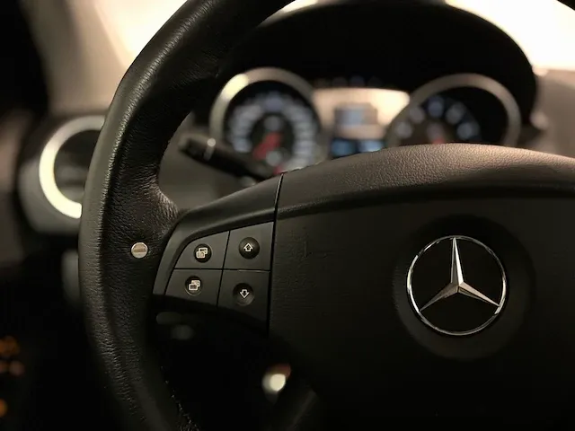 Mercedes-benz ml63 amg 6.2 v8 510pk 2006, r-677-xx -youngtimer- - afbeelding 19 van  47
