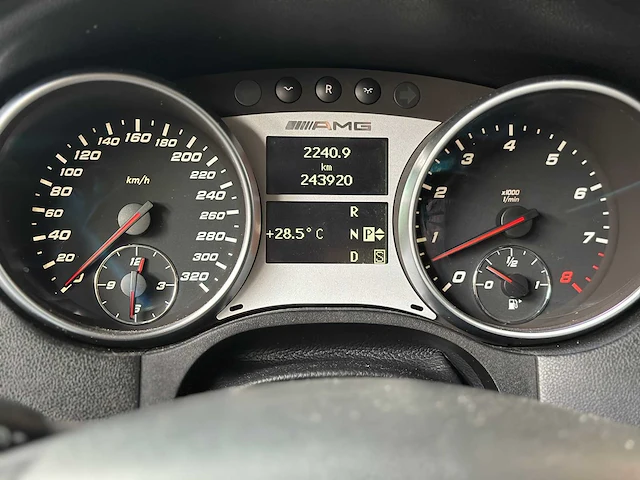 Mercedes-benz ml63 amg 6.3 v8 509pk 2007 ml-klasse - afbeelding 17 van  37