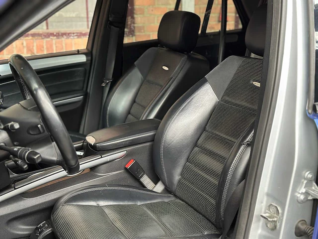Mercedes-benz ml63 amg 6.3 v8 509pk 2007 ml-klasse - afbeelding 20 van  37