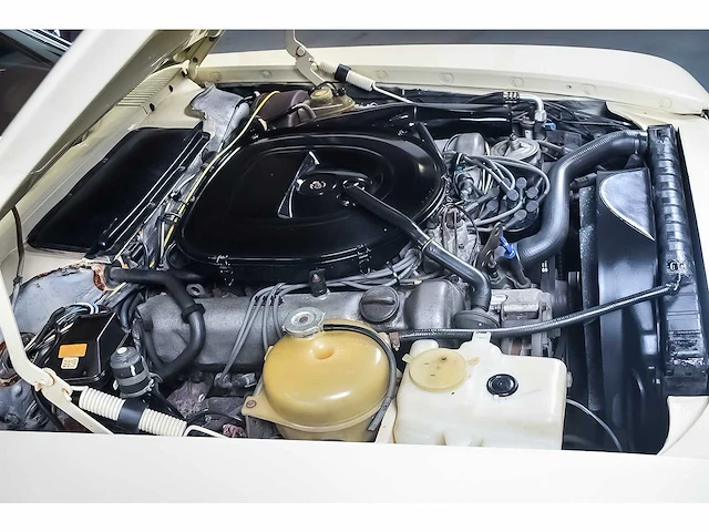 Mercedes-benz (r107) 450sl convertible 4,5l v8 - 1979 - afbeelding 86 van  95