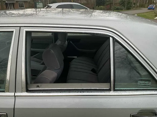Mercedes-benz s-klasse 500 se oldtimer auto v8 - afbeelding 4 van  24