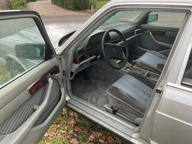 Mercedes-benz s-klasse 500 se oldtimer auto v8 - afbeelding 5 van  24