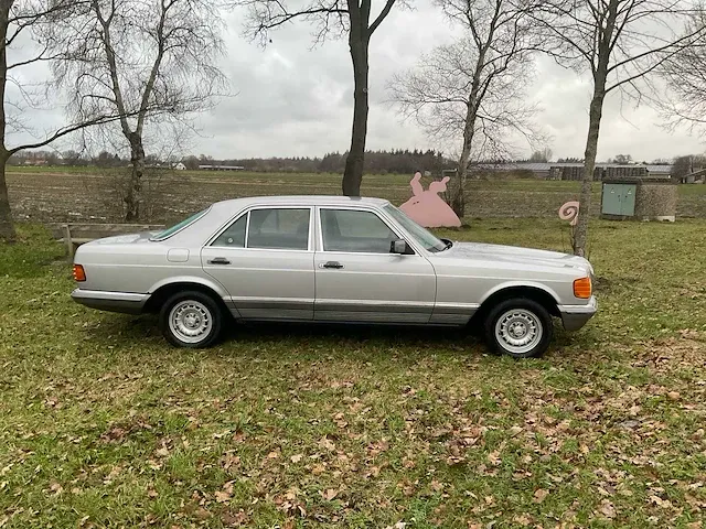 Mercedes-benz s-klasse 500 se oldtimer auto v8 - afbeelding 19 van  24