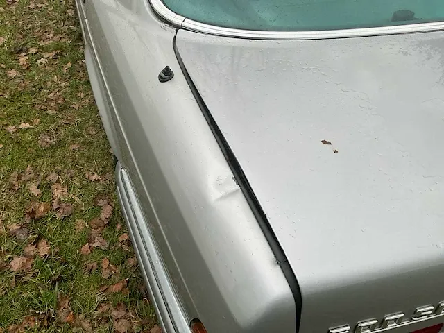 Mercedes-benz s-klasse 500 se oldtimer auto v8 - afbeelding 23 van  24