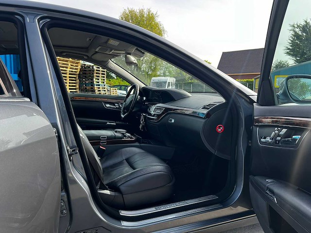 Mercedes-benz s-klasse personenauto - afbeelding 11 van  22