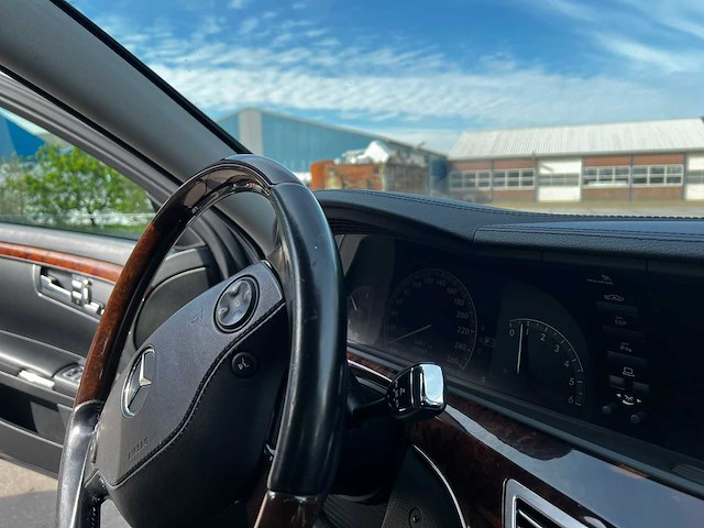 Mercedes-benz s-klasse personenauto - afbeelding 13 van  22