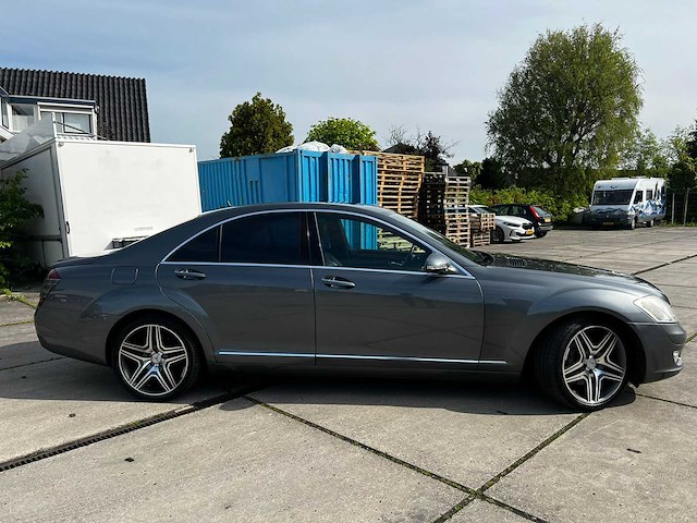 Mercedes-benz s-klasse personenauto - afbeelding 16 van  22