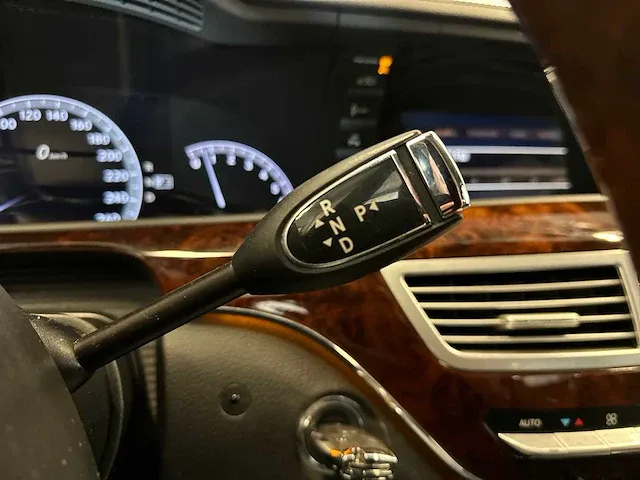 Mercedes-benz s500 lang 4matic 387pk 2011 s-klasse, t-593-zj - afbeelding 35 van  68