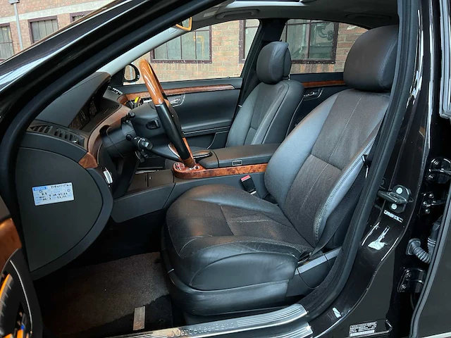 Mercedes-benz s500 lang amg 5.5 v8 -designo- 387pk 2006 s-klasse -youngtimer- - afbeelding 46 van  67