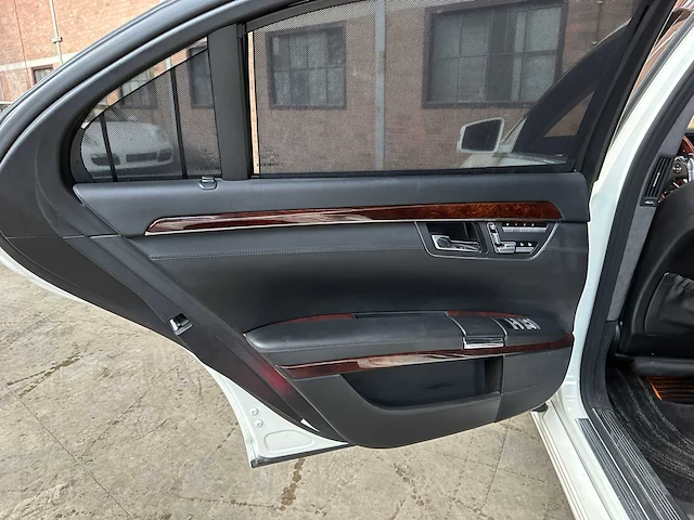 Mercedes-benz s600 lang 5.5 v12 517pk 2006 youngtimer lorinser s-klasse - afbeelding 34 van  49