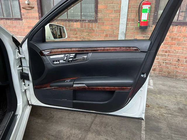 Mercedes-benz s600 lang 5.5 v12 517pk 2006 youngtimer lorinser s-klasse - afbeelding 41 van  49