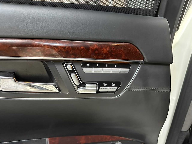 Mercedes-benz s600 lang 5.5 v12 517pk 2006 youngtimer lorinser s-klasse - afbeelding 31 van  49