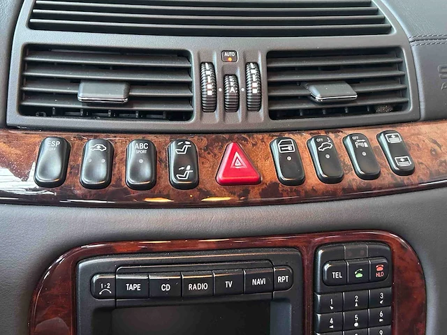 Mercedes-benz s600 lang 5.8 v12 367pk 2002 -youngtimer- s-klasse - afbeelding 25 van  51