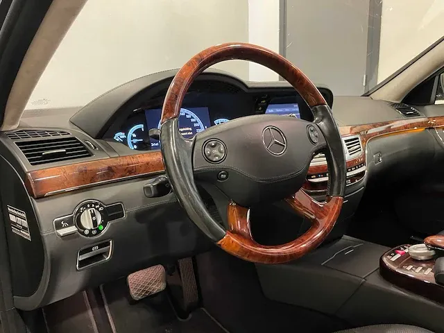 Mercedes-benz s600 lang guard 5.5 v12 w221 517pk 2007 s-klasse, r-110-lt youngtimer - afbeelding 18 van  65