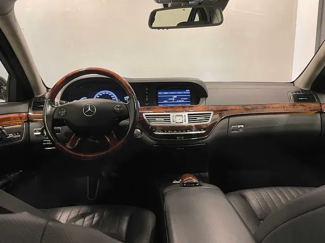 Mercedes-benz s600 lang guard 5.5 v12 w221 517pk 2007 s-klasse, r-110-lt youngtimer - afbeelding 24 van  65