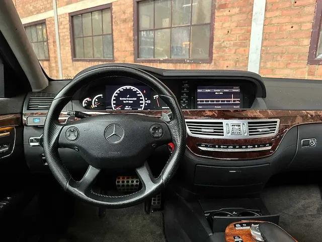 Mercedes-benz s63 amg lang 6.2 v8 525pk 2007 -youngtimer- s-klasse - afbeelding 34 van  82