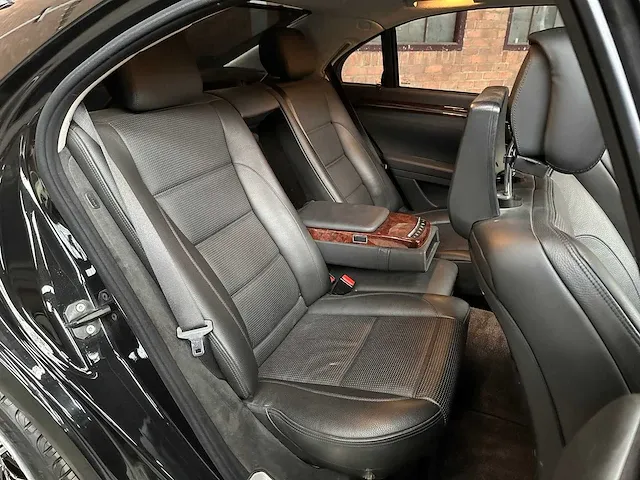 Mercedes-benz s63 amg lang 6.2 v8 525pk 2007 -youngtimer- s-klasse - afbeelding 68 van  82