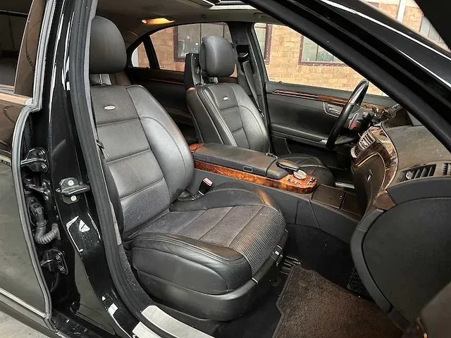 Mercedes-benz s63 amg lang 6.2 v8 525pk 2007 -youngtimer- s-klasse - afbeelding 70 van  82