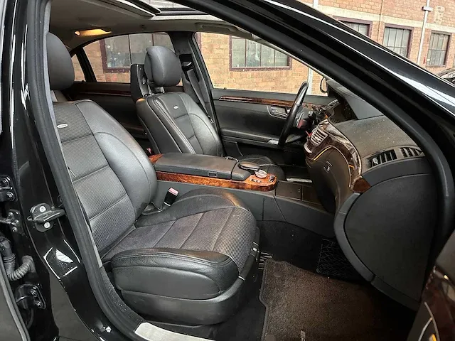 Mercedes-benz s63 amg lang 6.2 v8 525pk 2007 -youngtimer- s-klasse - afbeelding 71 van  82