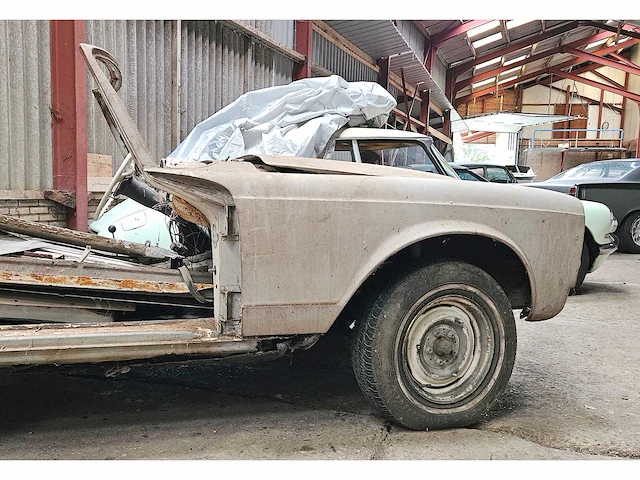 Mercedes-benz sl 'pagode' automatic (project / 'rollend chassis') - afbeelding 3 van  28