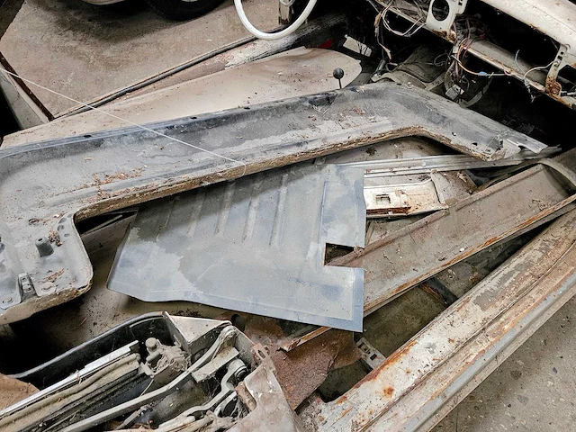 Mercedes-benz sl 'pagode' automatic (project / 'rollend chassis') - afbeelding 4 van  28