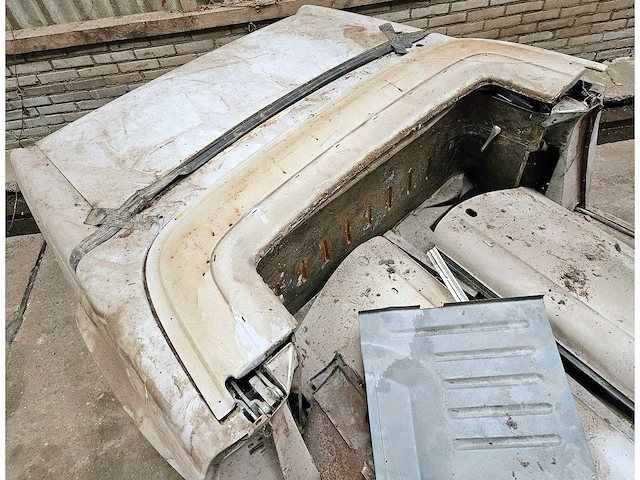 Mercedes-benz sl 'pagode' automatic (project / 'rollend chassis') - afbeelding 7 van  28