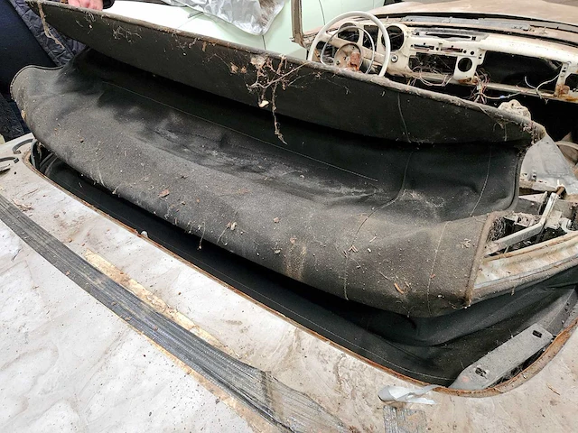 Mercedes-benz sl 'pagode' automatic (project / 'rollend chassis') - afbeelding 9 van  28