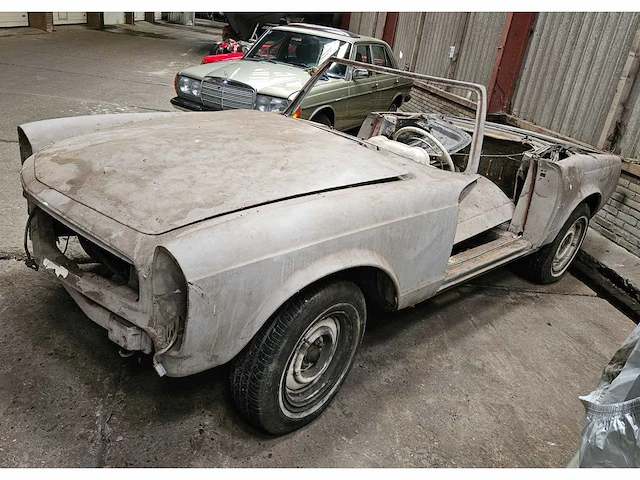 Mercedes-benz sl 'pagode' automatic (project / 'rollend chassis') - afbeelding 12 van  28