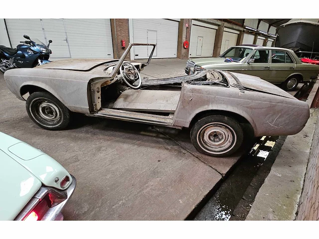 Mercedes-benz sl 'pagode' automatic (project / 'rollend chassis') - afbeelding 22 van  28