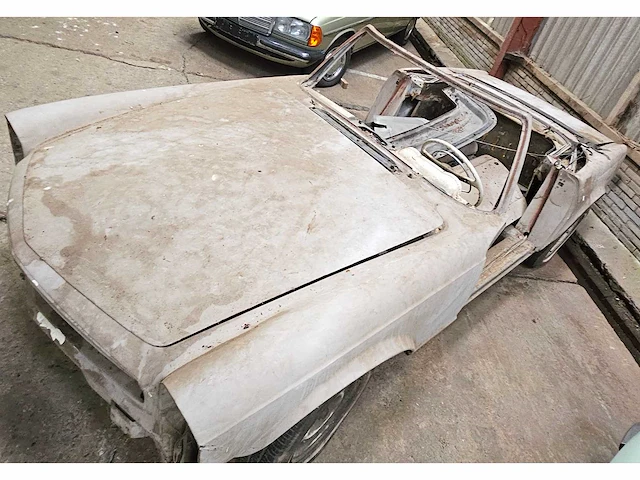Mercedes-benz sl 'pagode' automatic (project / 'rollend chassis') - afbeelding 26 van  28