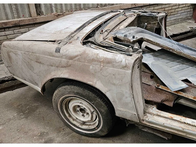 Mercedes-benz sl 'pagode' automatic (project / 'rollend chassis') - afbeelding 28 van  28