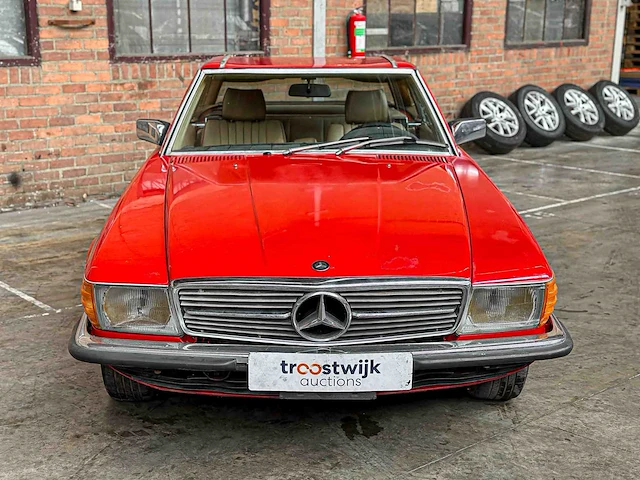 Mercedes-benz sl500 5.0 v8 230pk 1983 sl-klasse - afbeelding 25 van  28