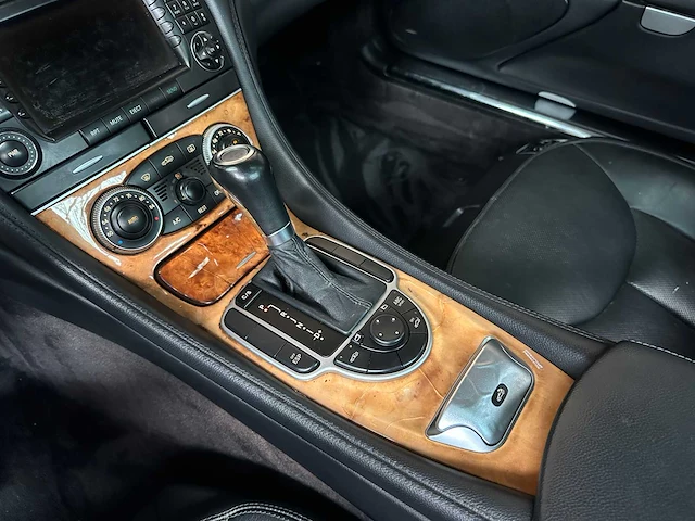 Mercedes-benz sl500 5.5 v8 388pk 2006 youngtimer sl-klasse - afbeelding 24 van  35