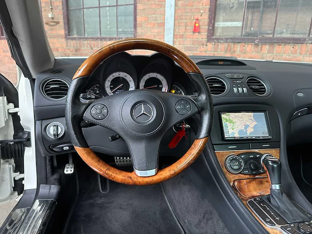 Mercedes-benz sl500 amg 5.5 v8 388pk 2009 sl-klasse youngtimer - afbeelding 11 van  40