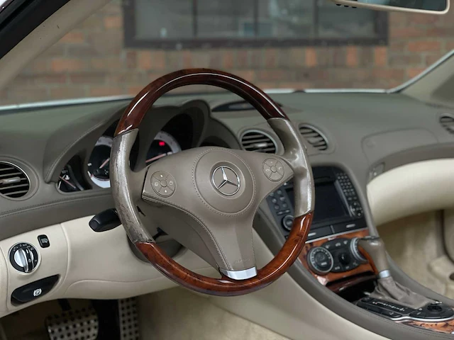 Mercedes-benz sl550 amg 5.5 v8 r230 382pk 2011 - afbeelding 10 van  42