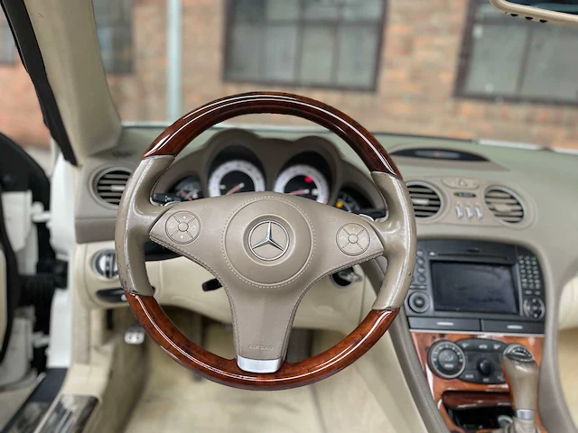 Mercedes-benz sl550 amg 5.5 v8 r230 382pk 2011 - afbeelding 11 van  42